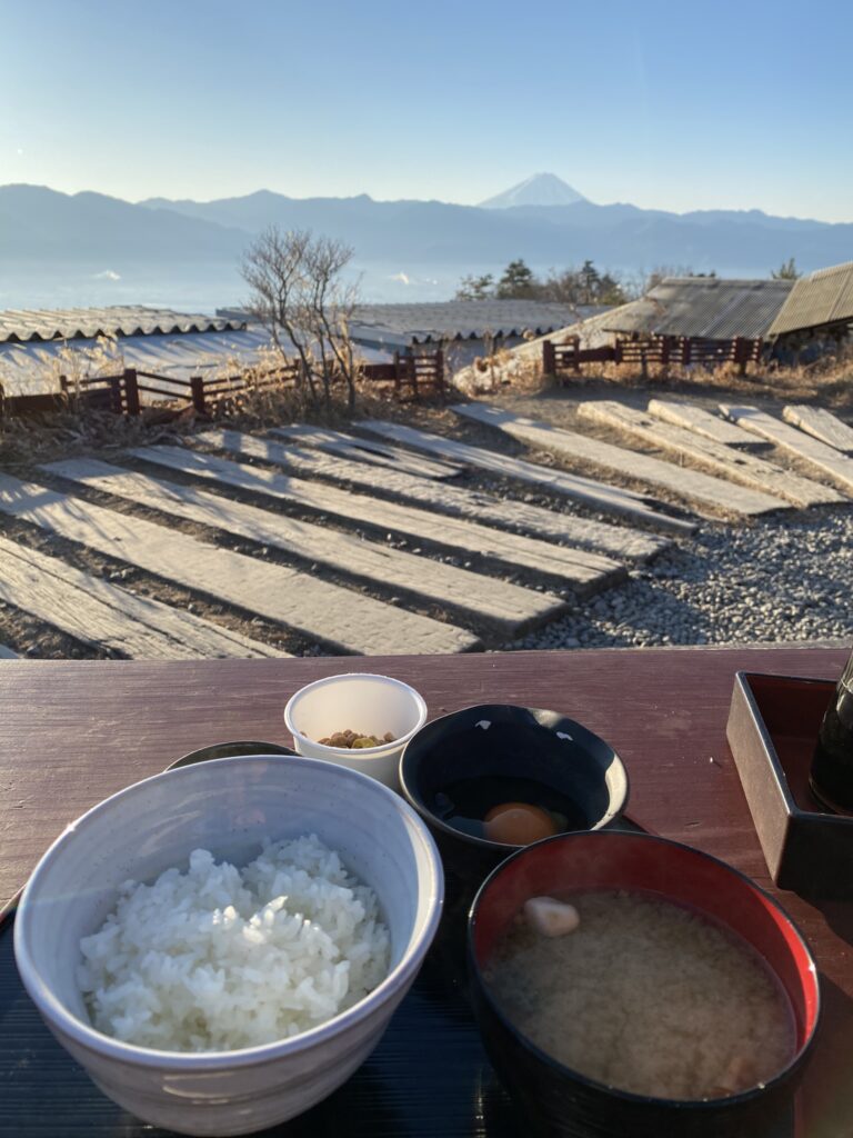 ほったらかし温泉気まぐれ屋卵かけご飯