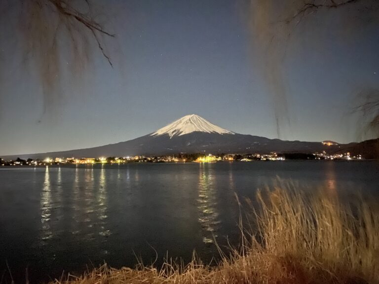 夢見る河口湖コテージ戸沢センター夜